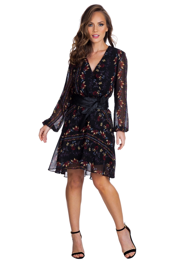 Vestido Curto Manga Longa Guess W83K64R4S41
